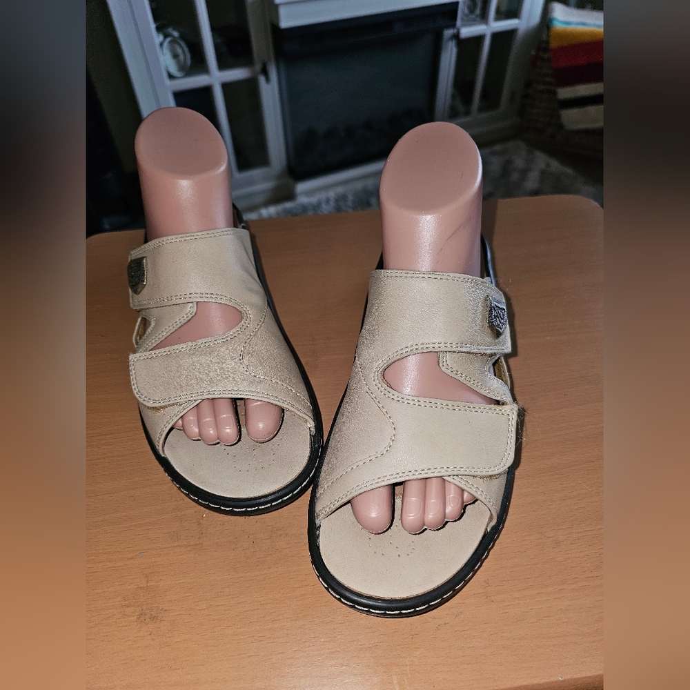 FIDELIO HALLUX Fabia F 1/2 Sandals Tan Sand Orthotic Size 8.5-9/39 EXCELLENT!